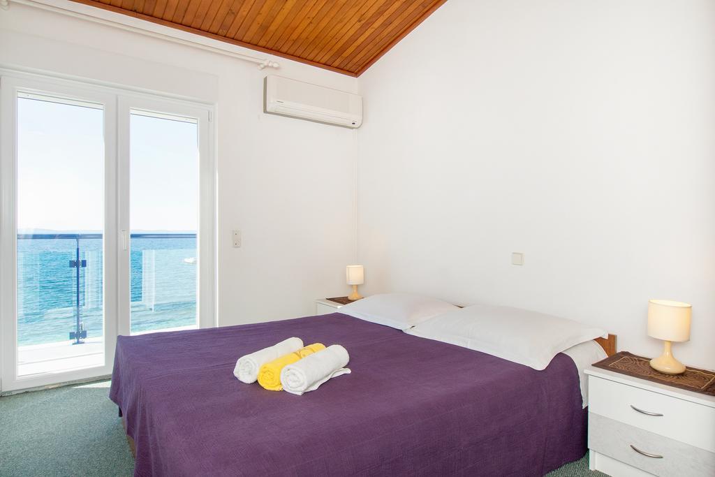 Beach Guesthouse Mediteran Podstrana Oda fotoğraf
