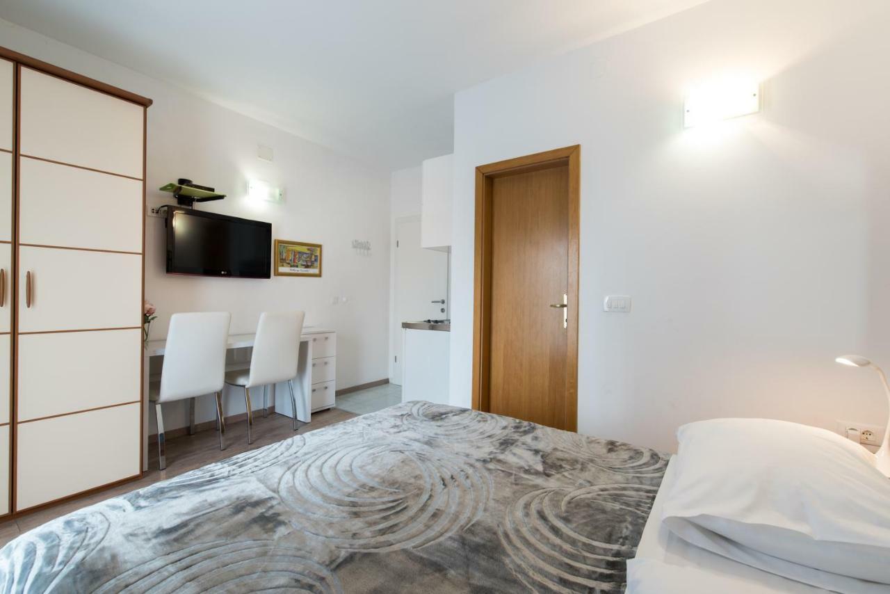 Beach Guesthouse Mediteran Podstrana Dış mekan fotoğraf